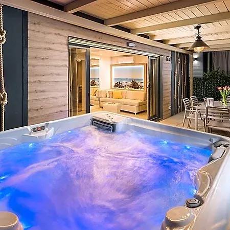 فندق Premium Homes Santa Marina, Lanterna 5*
