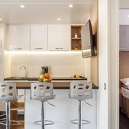 Premium Homes Santa Marina, Lanterna فندق