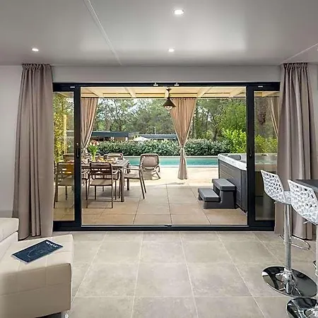 Premium Homes Santa Marina, Lanterna 5* بوريتش