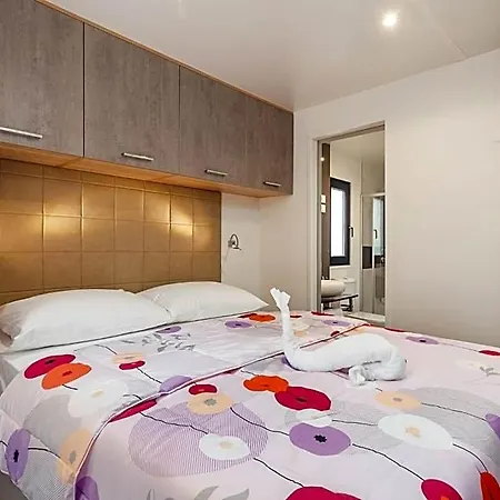 Premium Homes Santa Marina, Lanterna بوريتش