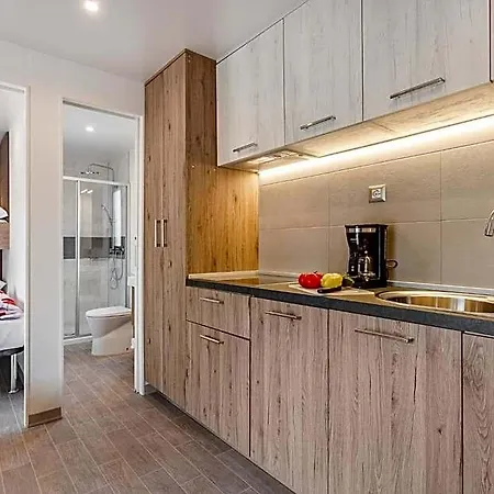 Premium Homes Santa Marina, Lanterna فندق بوريتش