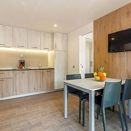Premium Homes Santa Marina, Lanterna فندق 5*