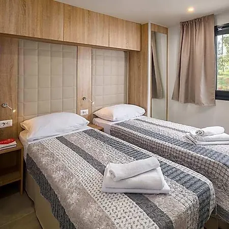 Premium Homes Santa Marina, Lanterna فندق 5*