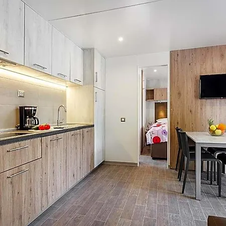 Premium Homes Santa Marina, Lanterna فندق بوريتش