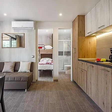 Premium Homes Santa Marina, Lanterna فندق 5*